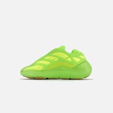 Кроссовки Adidas Yeezy Boost 700 V3 Green, 36