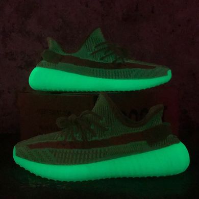 Кроссовки Adidas Yeezy Boost 350 V2 Glow In Dark, 36
