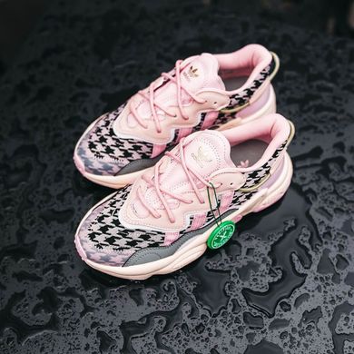 Женские кроссовки Adidas Ozweego Pink, 36